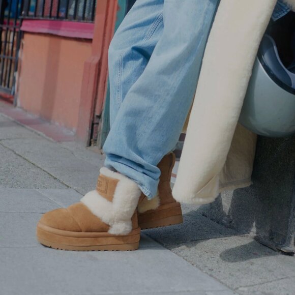*NEW* Ugg Chillapeak Boots - Picture 16 of 16